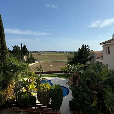 Sleek Apartment Larnaca